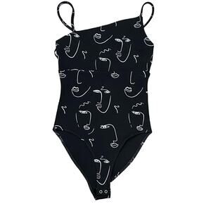 NEW Forever 21 Bodysuit Size SMALL Black White Outline Face Design Stretch Knit